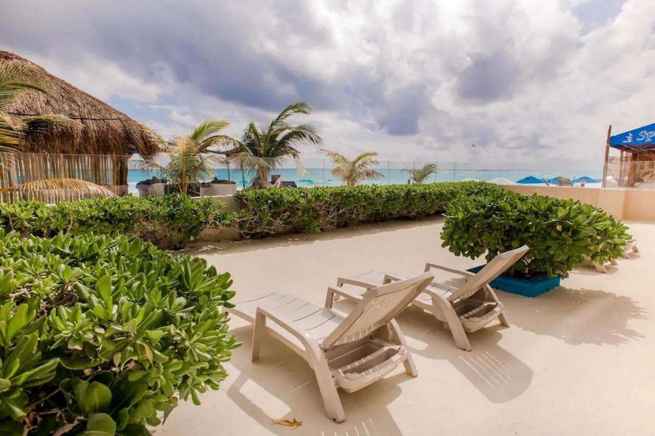 Paradise Beachfront & Nightlife Heart Cancun Exterior photo